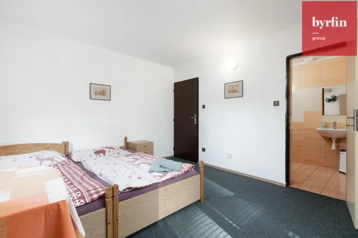 Prodej ubytování, Krnov - Pod Cvilínem, V Zálesí, 820 m2