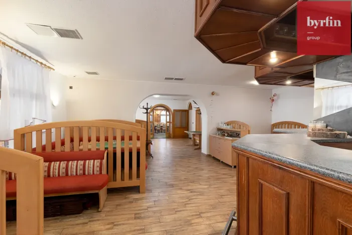 Prodej ubytování, Krnov - Pod Cvilínem, V Zálesí, 820 m2