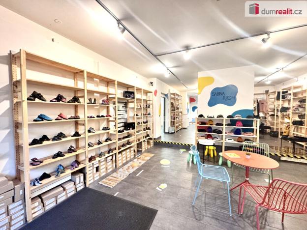 Pronájem obchodního prostoru, Praha - Vinohrady, Bělehradská, 411 m2