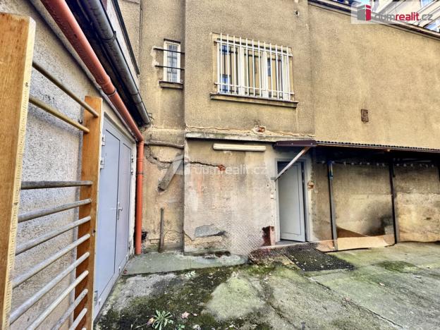 Pronájem obchodního prostoru, Praha - Vinohrady, Bělehradská, 411 m2