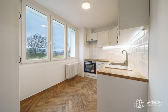 Prodej bytu 3+1, Sokolov, Slavíčkova, 66 m2