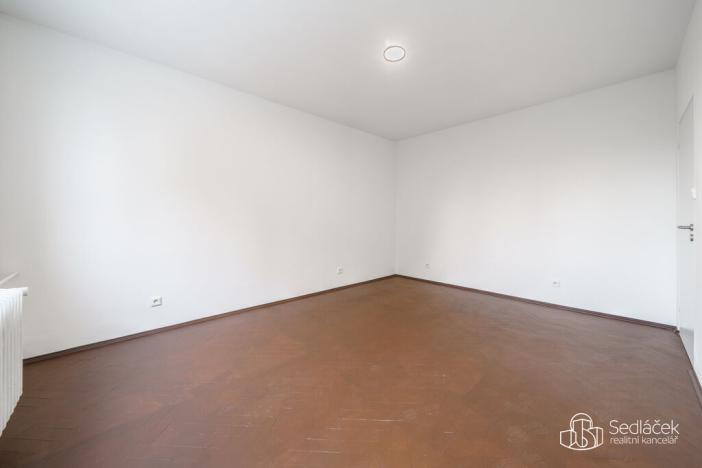 Prodej bytu 3+1, Sokolov, Slavíčkova, 66 m2