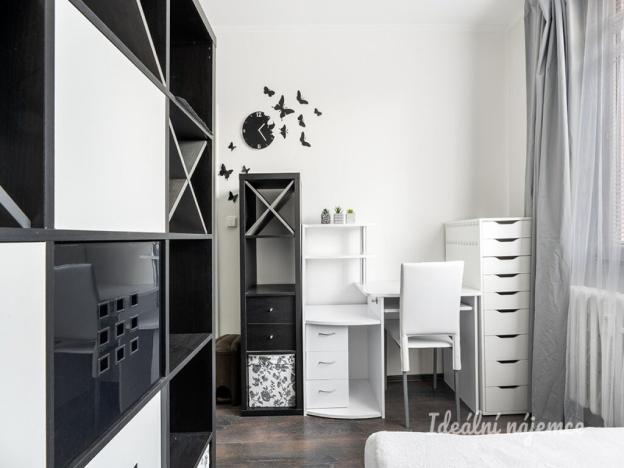 Pronájem bytu 1+1, Praha - Kamýk, Písnická, 40 m2