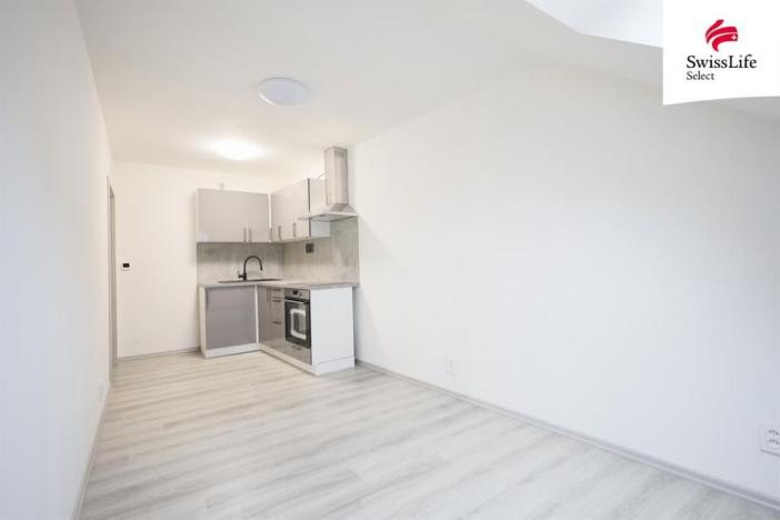 Prodej bytu 2+kk, Jimramov, náměstí Jana Karafiáta, 36 m2