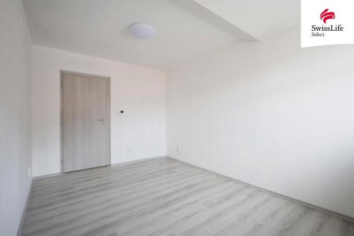 Prodej bytu 2+kk, Jimramov, náměstí Jana Karafiáta, 36 m2