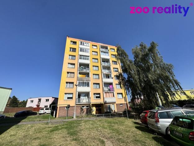 Prodej bytu 3+1, Chomutov, Vítězslava Nezvala, 66 m2