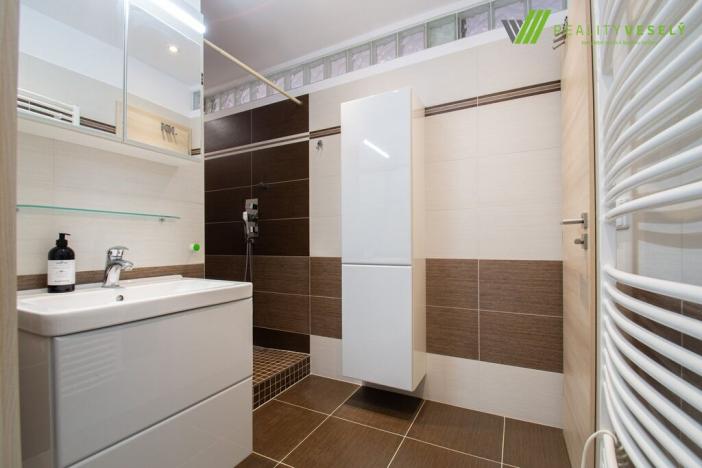 Pronájem bytu 3+1, Hodonín, nám. Osvobození, 74 m2