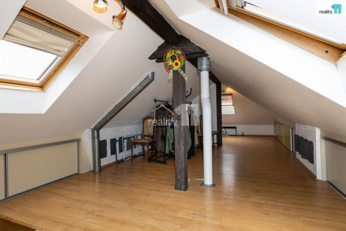 Prodej bytu 3+kk, Praha - Suchdol, Kamýcká, 151 m2