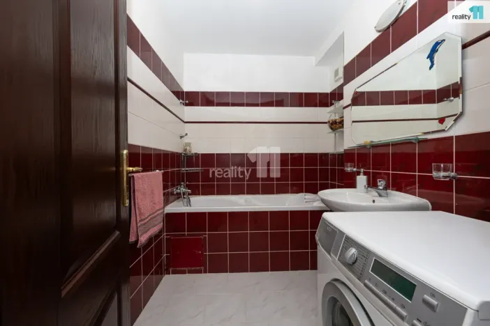 Prodej bytu 3+kk, Praha - Suchdol, Kamýcká, 151 m2