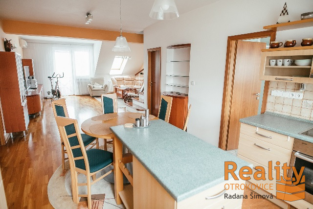 Pronájem bytu 3+kk, Otrokovice, nám. 3. května, 110 m2