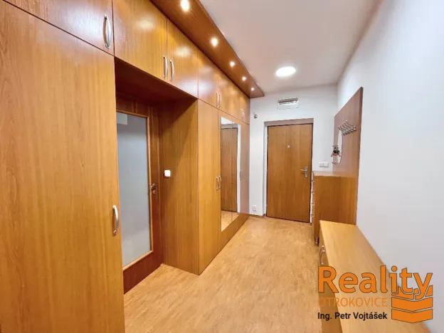 Pronájem bytu 3+kk, Otrokovice, nám. 3. května, 110 m2