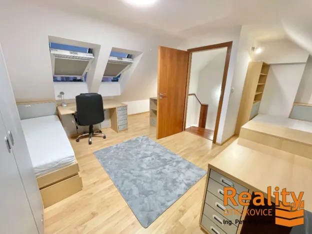 Pronájem bytu 3+kk, Otrokovice, nám. 3. května, 110 m2