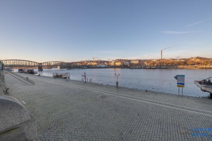 Pronájem bytu 3+kk, Praha - Nové Město, Plavecká, 81 m2