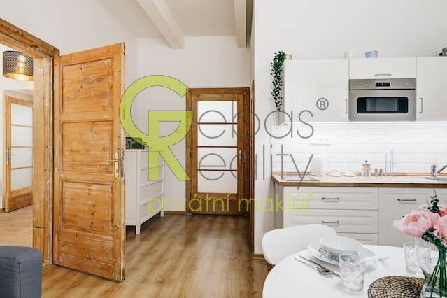 Pronájem bytu 2+kk, Praha, Na výtoni, 47 m2