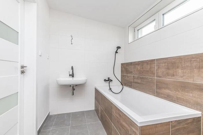 Prodej rodinného domu, Milovice, Modřínová, 122 m2