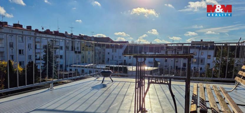 Prodej bytu 3+1, Pardubice - Zelené Předměstí, Staňkova, 83 m2