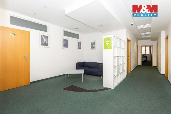 Pronájem kanceláře, Pardubice - Zelené Předměstí, 331 m2