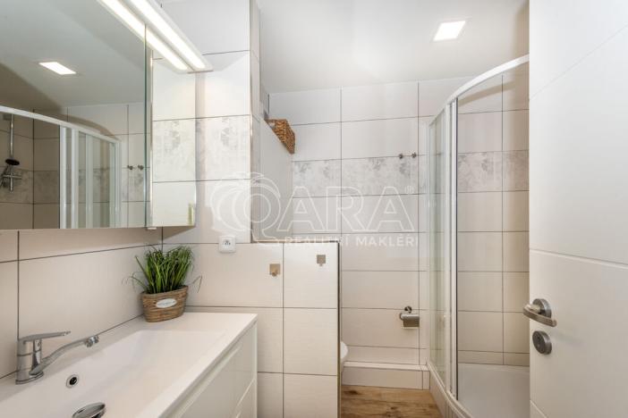 Pronájem bytu 2+kk, Trutnov - Střední Předměstí, Michnova, 38 m2