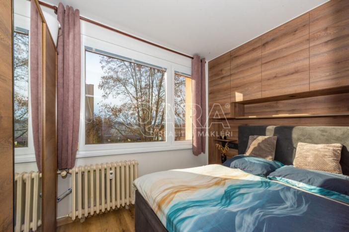 Pronájem bytu 2+kk, Trutnov - Střední Předměstí, Michnova, 38 m2