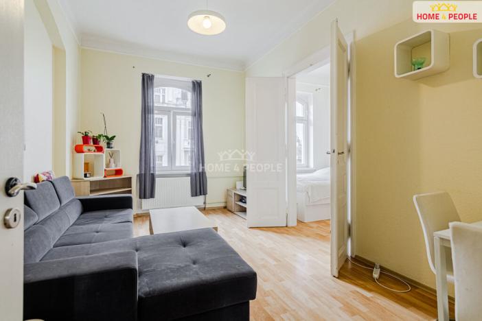 Prodej bytu 2+1, Karlovy Vary, Zeyerova, 52 m2