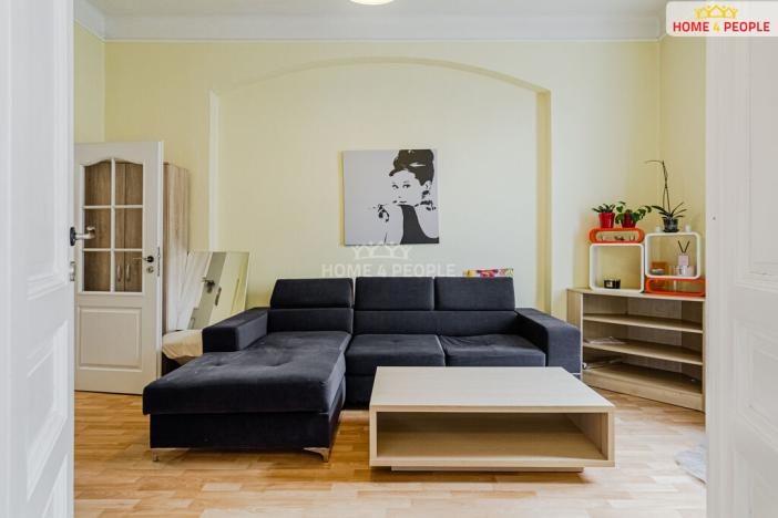 Prodej bytu 2+1, Karlovy Vary, Zeyerova, 52 m2