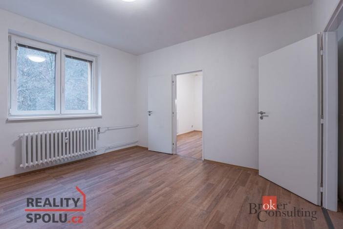 Pronájem bytu 2+1, Úpice, Sládkova, 56 m2