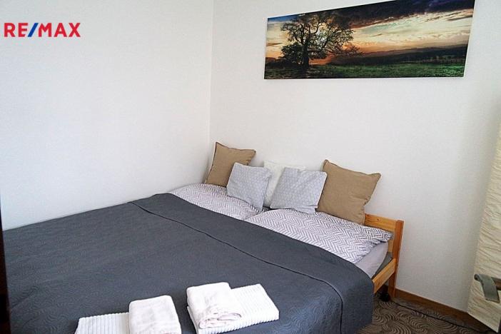 Pronájem bytu 2+kk, Hradec Králové - Nový Hradec Králové, Pod Zámečkem, 50 m2