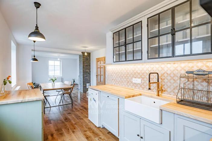 Prodej rodinného domu, Liberec, K Mojžíšovu prameni, 200 m2