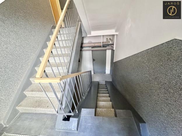 Prodej bytu 2+1, Klášterec nad Ohří, Václava Řezáče, 55 m2