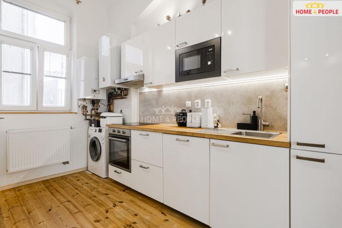 Pronájem bytu 2+1, Karlovy Vary, Zeyerova, 52 m2