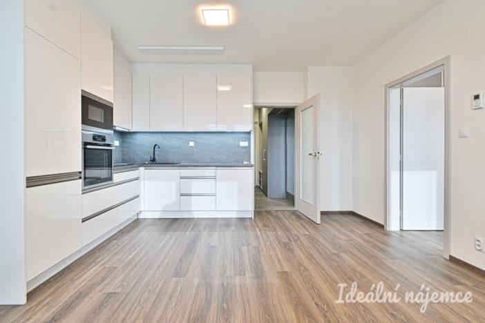 Pronájem bytu 2+kk, Brno, Křepelčí, 47 m2