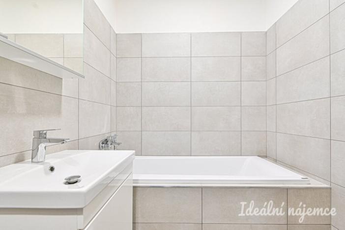 Pronájem bytu 2+kk, Brno, Křepelčí, 47 m2