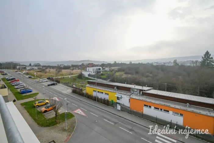 Pronájem bytu 2+kk, Brno - Žebětín, Křepelčí, 47 m2
