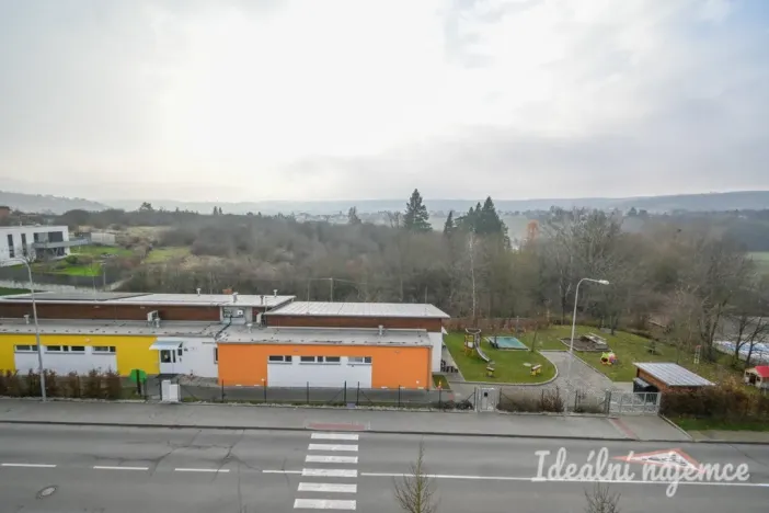 Pronájem bytu 2+kk, Brno - Žebětín, Křepelčí, 47 m2