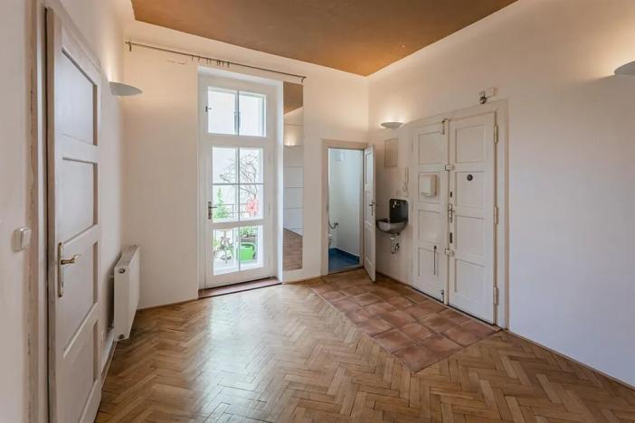 Pronájem bytu 3+1, Praha - Bubeneč, Uralská, 101 m2