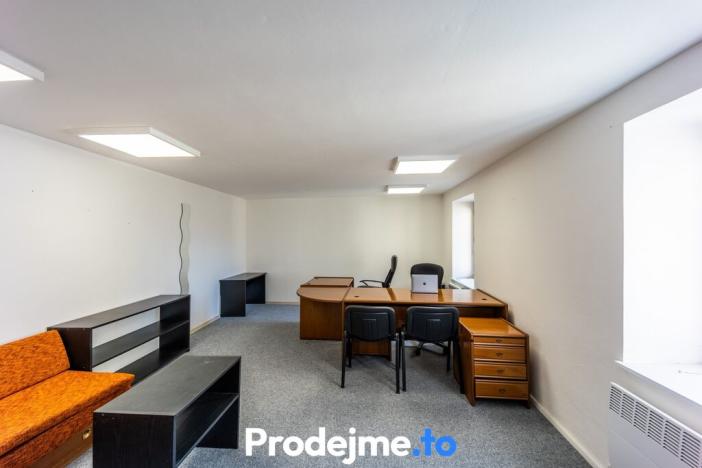 Pronájem kanceláře, Znojmo, Kovářská, 34 m2