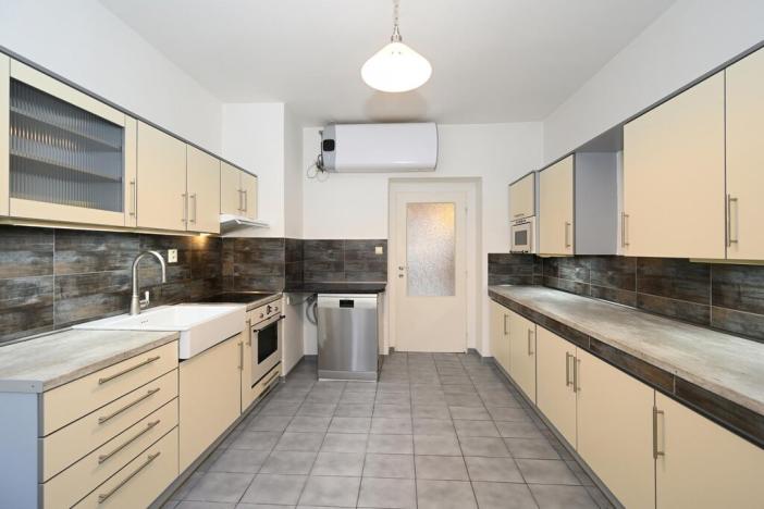 Pronájem bytu 3+1, Praha - Smíchov, Kroftova, 98 m2