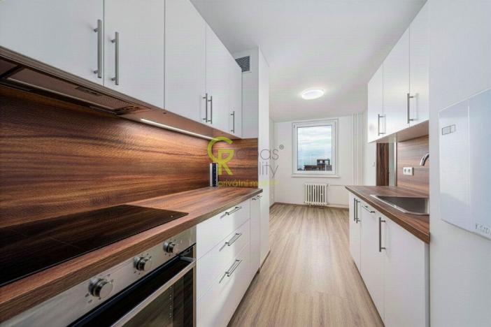 Pronájem bytu 3+1, Praha - Troja, Hnězdenská, 72 m2