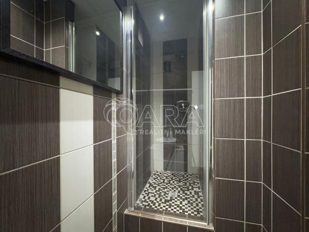 Pronájem obchodního prostoru, Praha, Zborovská, 128 m2