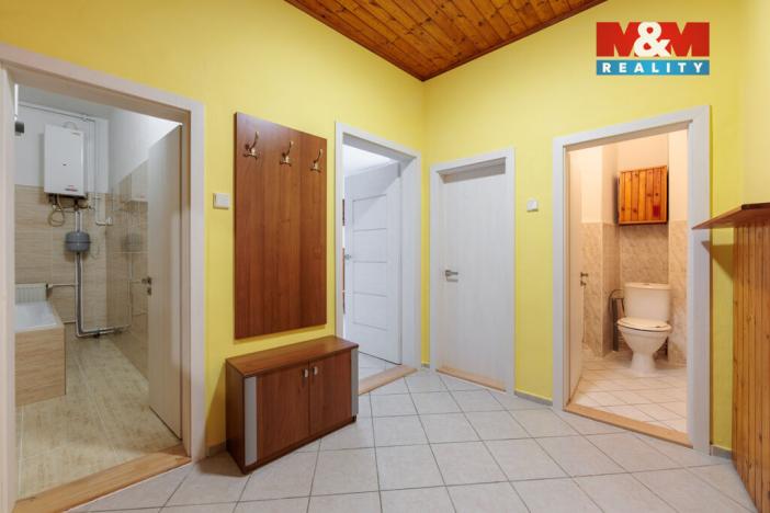 Pronájem bytu 2+1, Karlovy Vary, Na Rolavě, 59 m2