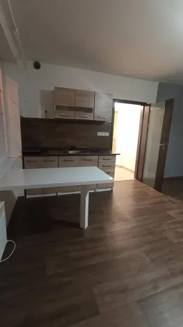 Pronájem bytu 2+kk, Teplice, gen. Svobody, 37 m2