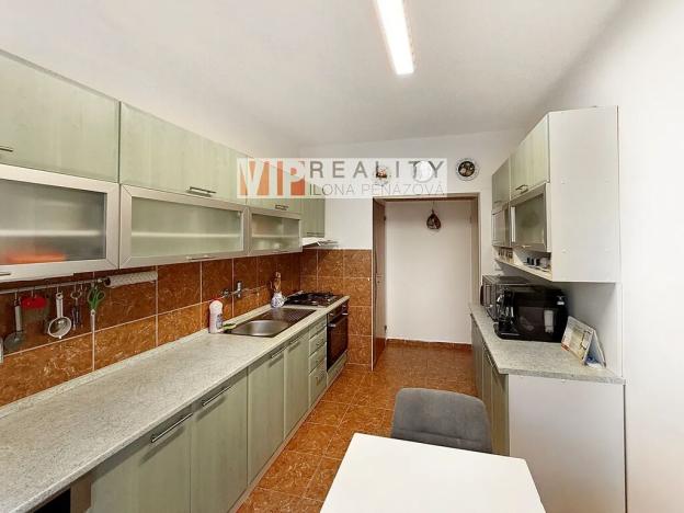 Prodej bytu 3+1, Brno, Kárníkova, 77 m2