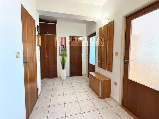 Prodej bytu 3+1, Brno, Kárníkova, 77 m2