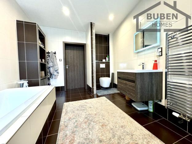 Prodej rodinného domu, Tachov, tř. Míru, 350 m2