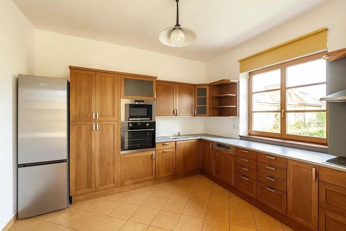 Pronájem vily, Praha - Břevnov, 316 m2