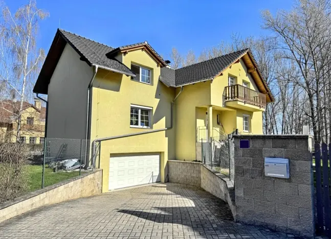 Pronájem rodinného domu, Průhonice, 260 m2