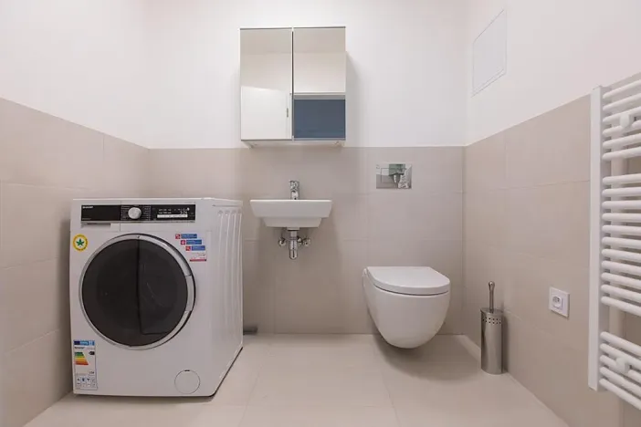 Pronájem bytu 3+kk, Praha - Strašnice, Zvěřinova, 89 m2