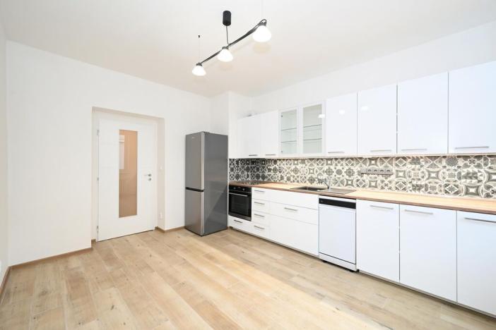 Pronájem bytu 2+kk, Praha - Smíchov, Kroftova, 58 m2