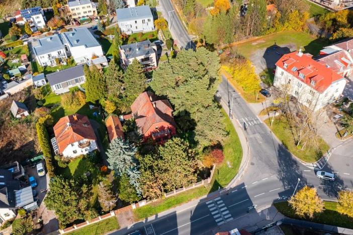 Prodej pozemku pro bydlení, Praha - Zličín, Hrozenkovská, 1647 m2
