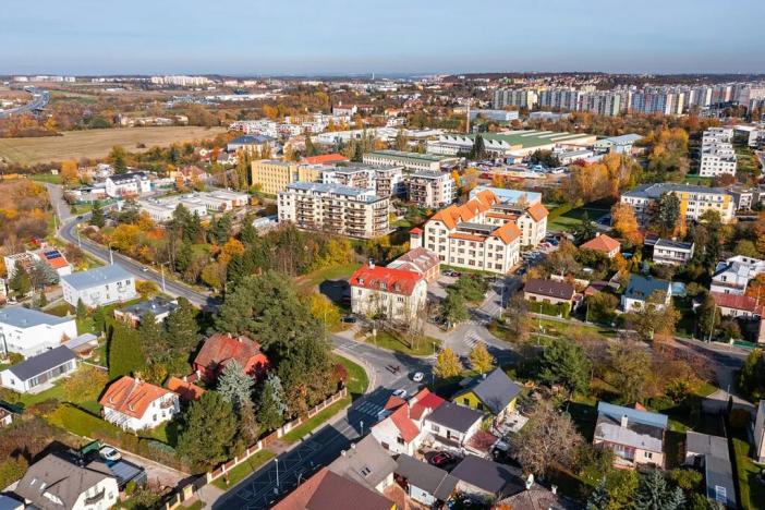 Prodej pozemku pro bydlení, Praha - Zličín, Hrozenkovská, 1647 m2